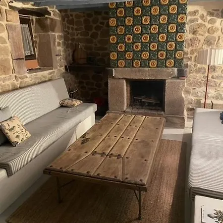 Leiva Boutique Cos